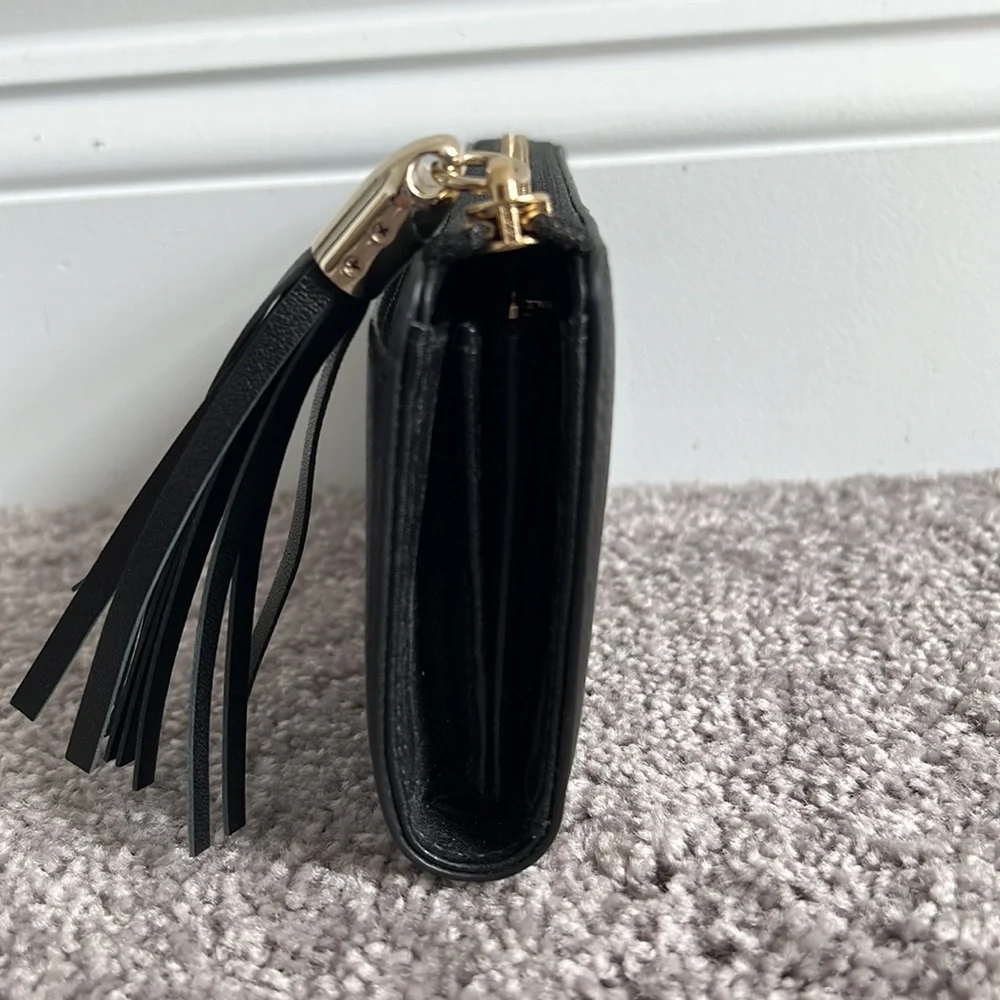 Black kate spade wallet - Picture 8 of 9